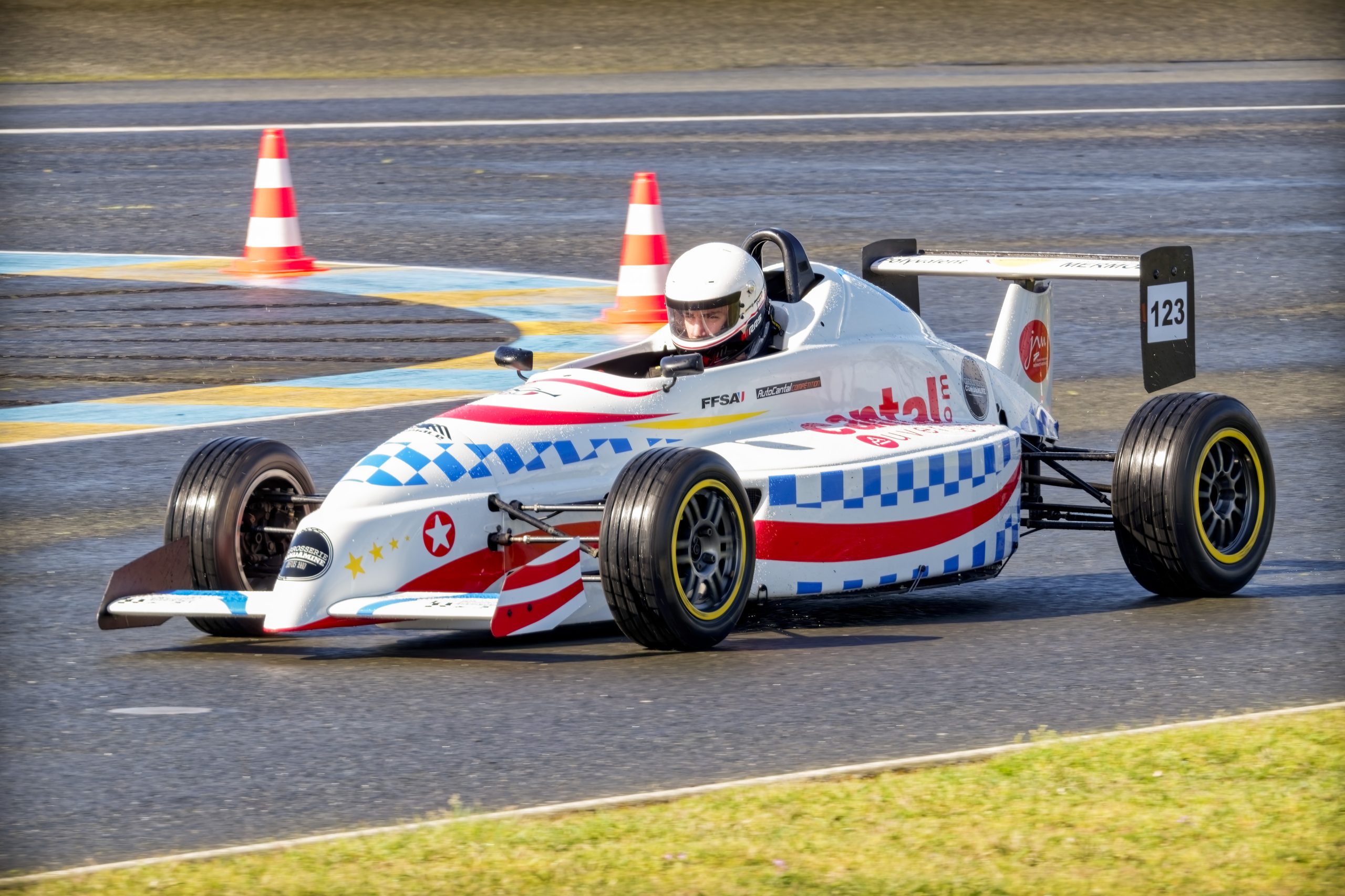 AUTOMOBILE SAISON 2025LE MANS/SARTHE/FRANCECIRCUIT DES 24 HEURES/PISTE MAISON BLANCHEMERCREDI 12 MARS 2025FFSA LES LYCEES DANS LA COURSETEAM LYCEE MONNET-MERMOZ (123/ SIMON ROUCHES & JOE DELPORT/MYGALE)
