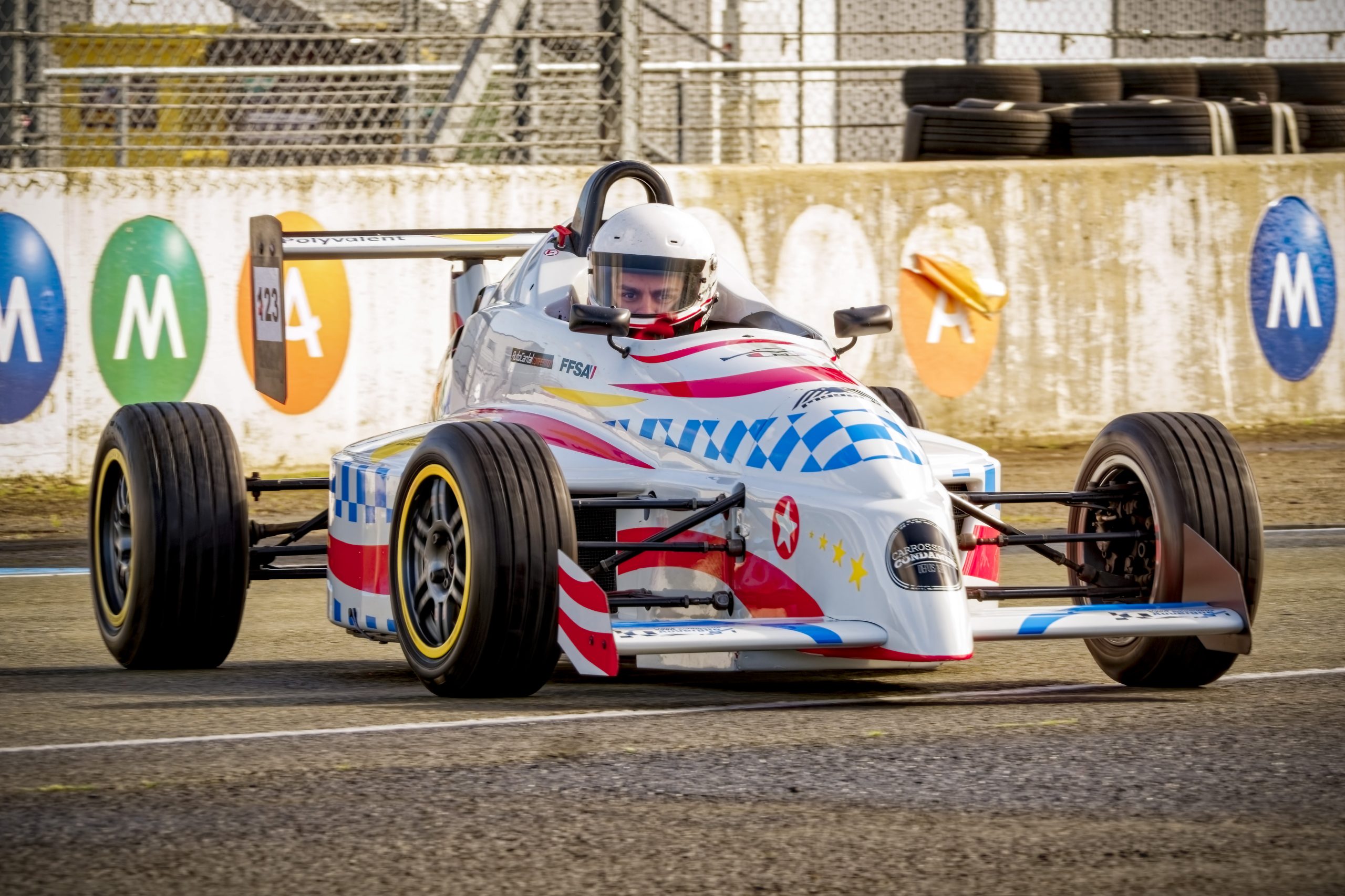 AUTOMOBILE SAISON 2025LE MANS/SARTHE/FRANCECIRCUIT DES 24 HEURES/PISTE MAISON BLANCHEMERCREDI 12 MARS 2025FFSA LES LYCEES DANS LA COURSETEAM LYCEE MONNET-MERMOZ (123/ SIMON ROUCHES & JOE DELPORT/MYGALE)